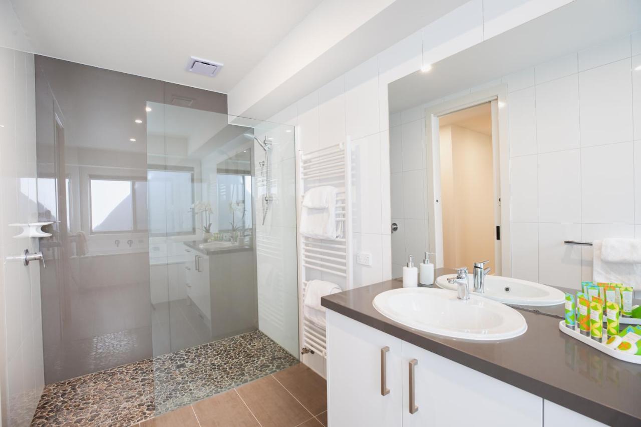 Holiday home Luxurious 4 Bedroom House With Stunning View In *